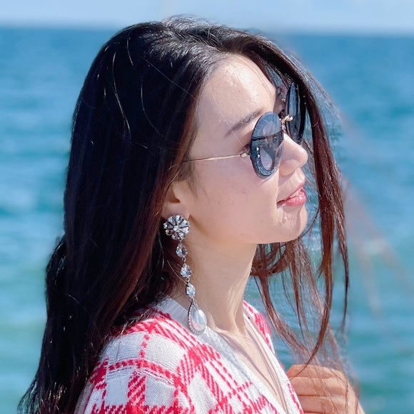 Miu Miu sunglasses - Picture 4 of 5